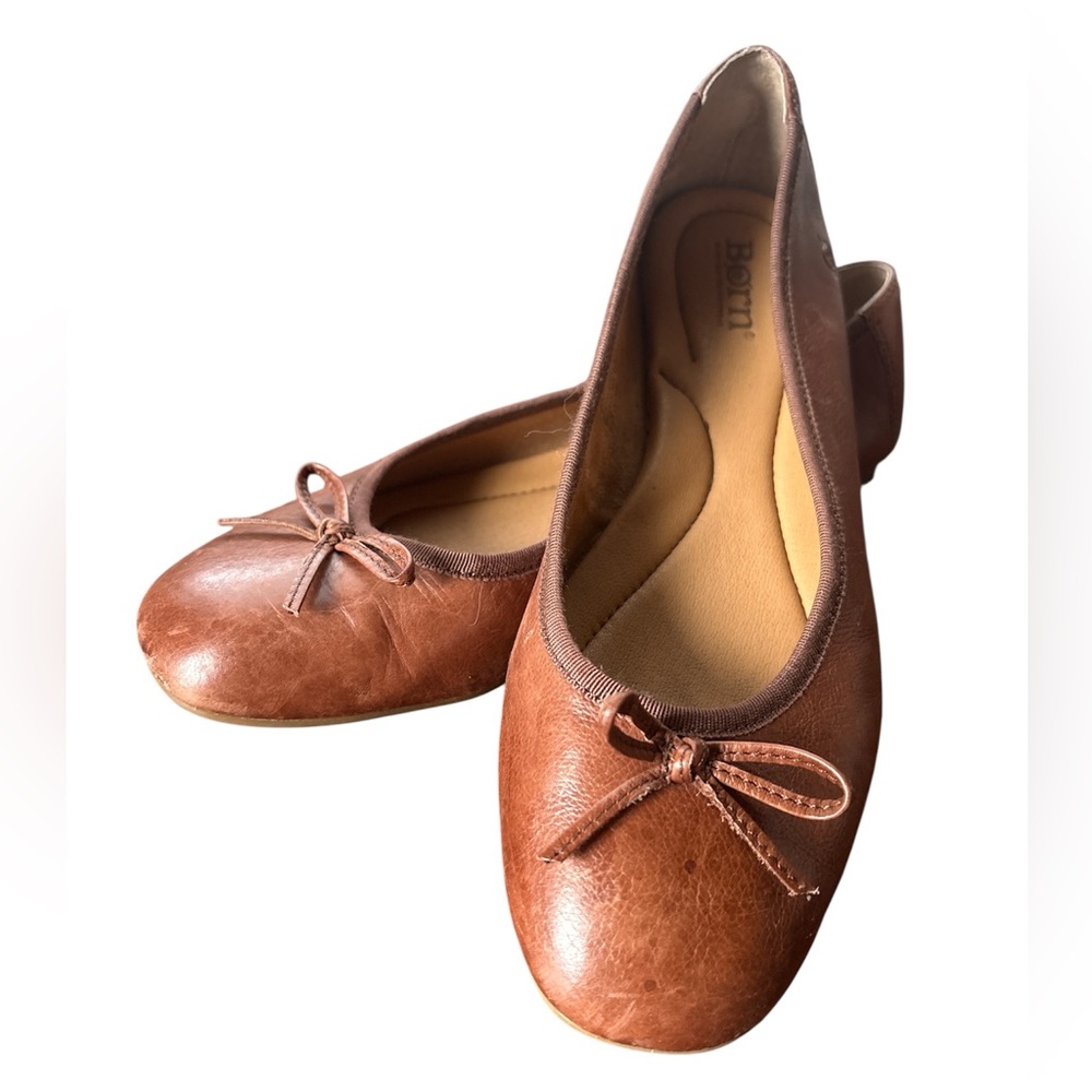 b.o.c. Women's Tan Leather Ballet Flats Like New Size 8